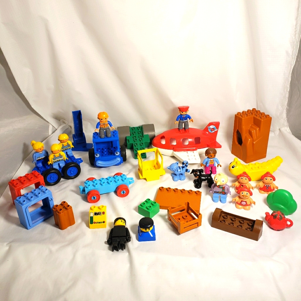 Lot Lego Duplo Vintage Newer Specialty Pieces Parts Figures Bob Builder Airplane